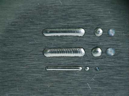 <a href='http://www.yxzhcw.com/product/3.htm' class='text_a'>模具激光焊機</a>修復鏡面模具效果